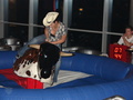 Užijte si zábavu na rodeo býkovi
